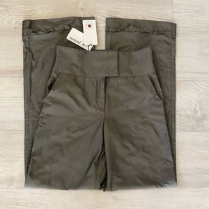 NWT Monnari High-Rise Wide-Leg Pants with Ruffle Cuffs